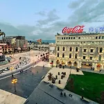 アパート Prime Main Square Location スコピエ