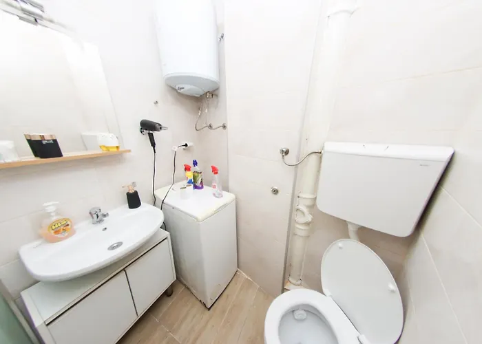 Prime Main Square Location * Skopje