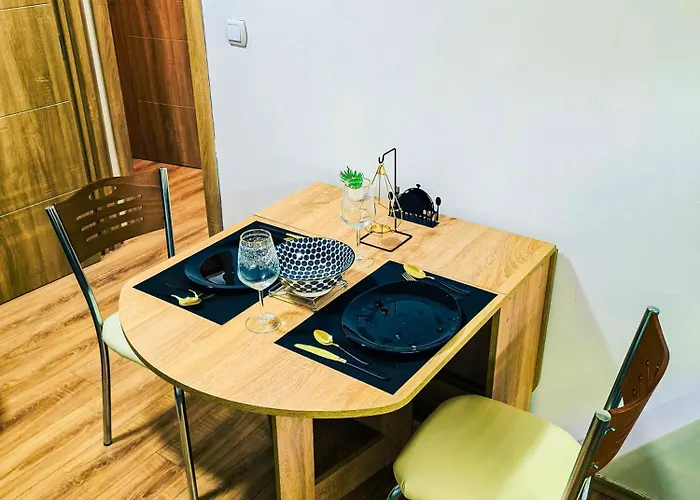 Appartement Prime Main Square Location *